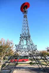 04 Eiffelturm - Paris Texas